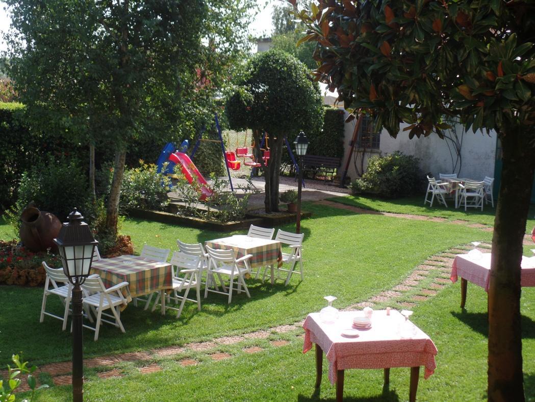 Ristorante Albergo Al Capitello Megliadino San Vitale Exterior photo